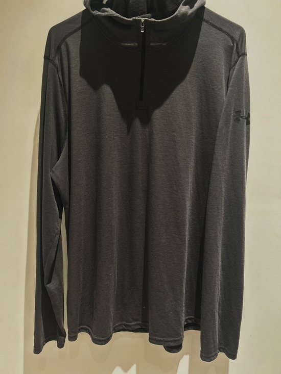 Under Armour Other - Under Armour Men’s Black Quarter-Zip Hooded Performance Top